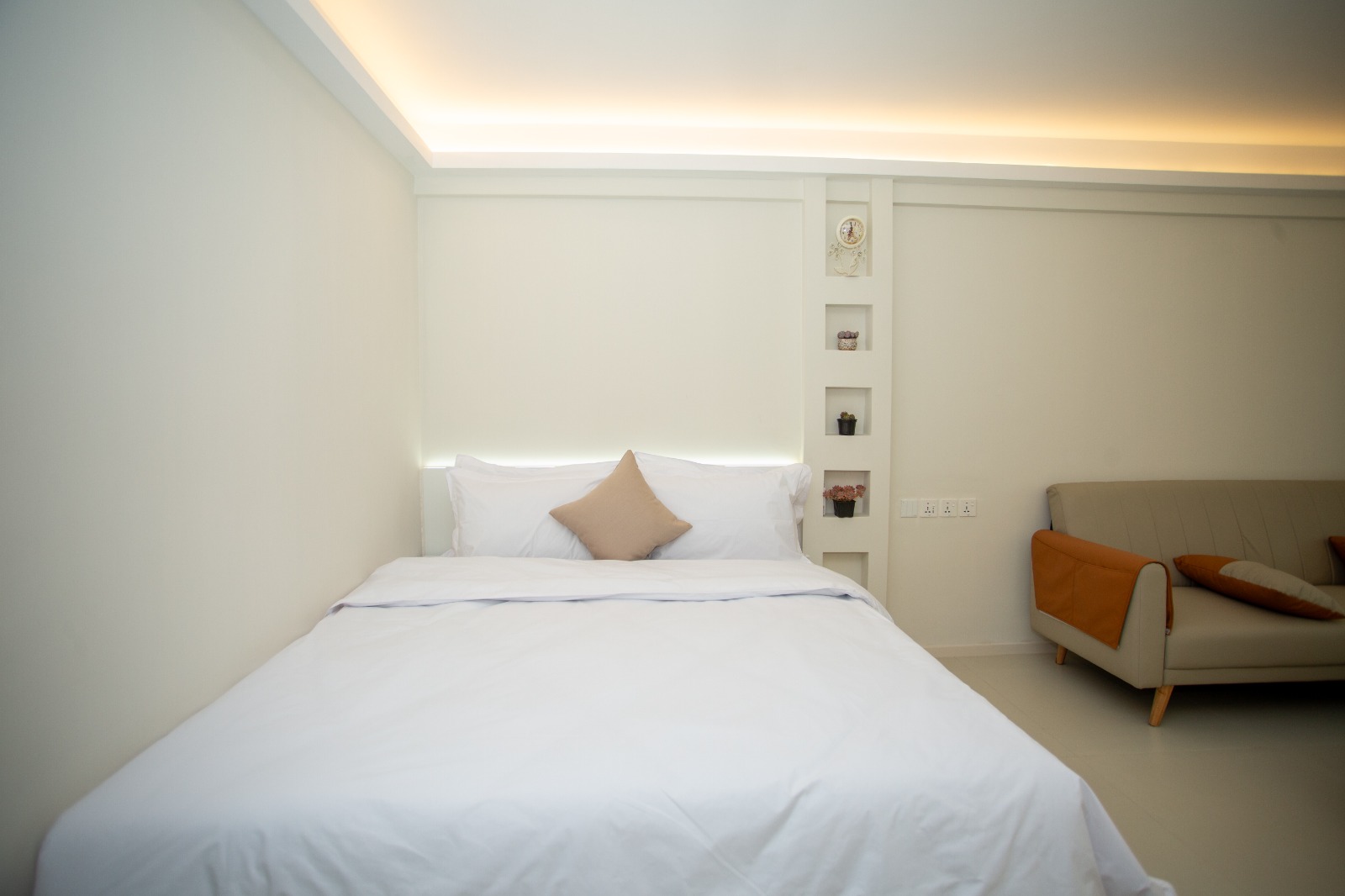 Amber-Bay-Interior Image 2025-11-04 at 04.43.24