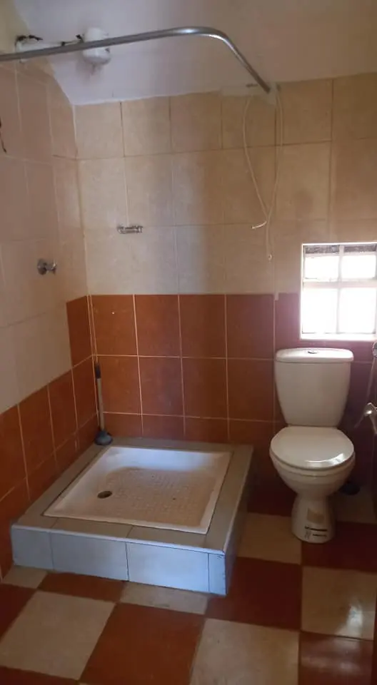 park-gardens-washroom-image